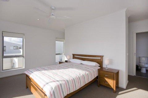 Beach & Golf Stays, Australia - Tweed Heads Accommodation 3