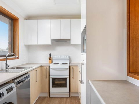 Beach Breeze - Tweed Heads Accommodation 2