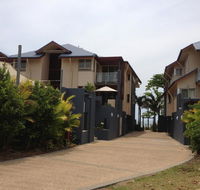 Beach House Apartment 1 - Tweed Heads Accommodation