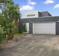 Beach Retreat on Medina - Tweed Heads Accommodation
