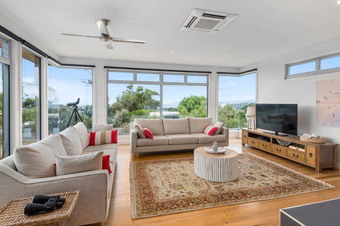 Beach Road Luxury With Ocean Views - Tweed Heads Accommodation 0