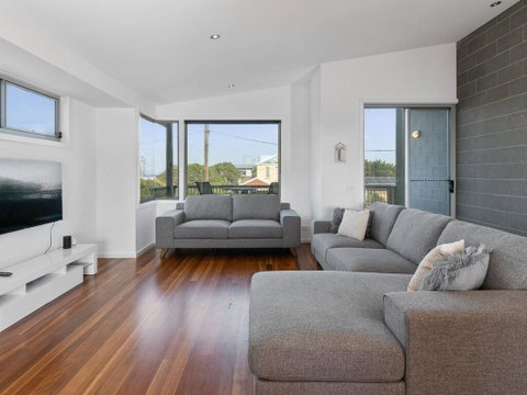 Beach Serenity - Tweed Heads Accommodation 3