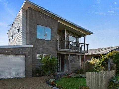 Beach Serenity - Tweed Heads Accommodation 0
