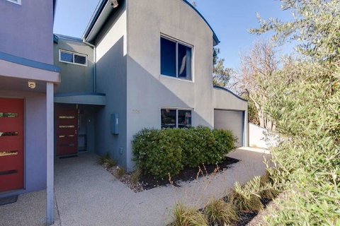 Beach Street At Cowes - Tweed Heads Accommodation 1