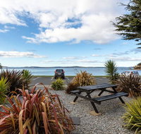 Beachfront Apartment Blackmans Bay