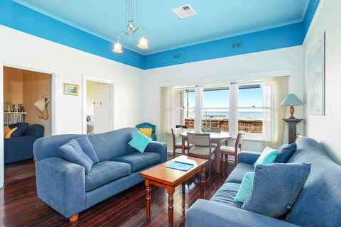 Beachfront Buena Vista - PetFriendly - Tweed Heads Accommodation 2