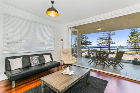 Beachfront On Golden Mile - Tweed Heads Accommodation 1