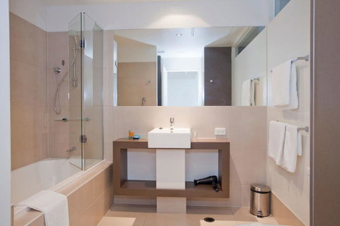 Beachfront Resort Torquay, Australia - Tweed Heads Accommodation 2