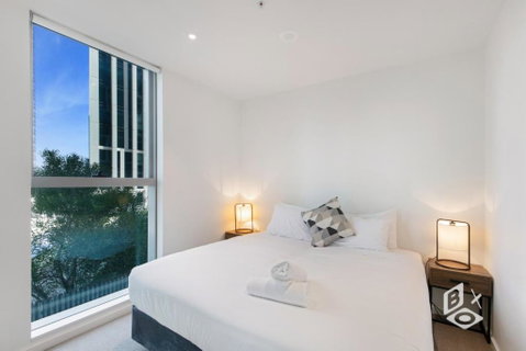 REST COLLECTION Apartments On Collins Docklands - Tweed Heads Accommodation 1