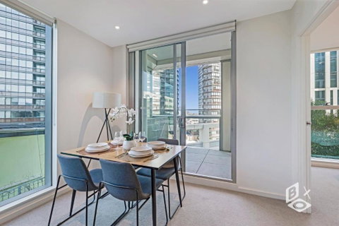 REST COLLECTION Apartments On Collins Docklands - Tweed Heads Accommodation 3