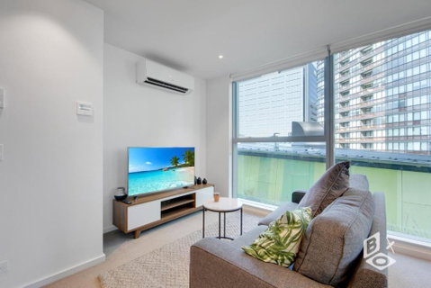 REST COLLECTION Apartments On Collins Docklands - Tweed Heads Accommodation 0