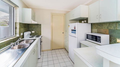 RED Rock - Townhouse In Town - Tweed Heads Accommodation 2