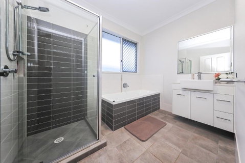 Redcliffe - Tweed Heads Accommodation 2