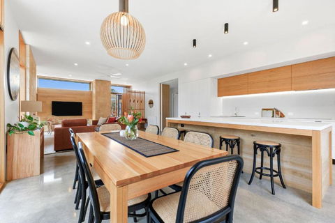 REFRESH At Lonnie - Tweed Heads Accommodation 1