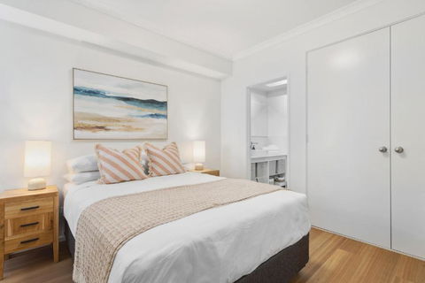 REGL20/11 - Regal In East Perth - Tweed Heads Accommodation 2