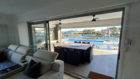 Relax Poolside By The Canal - Tweed Heads Accommodation 0