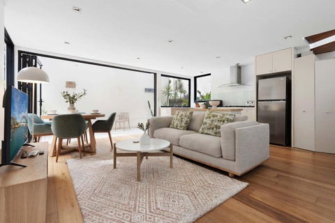 Relaxed Beachside Townhouse - Tweed Heads Accommodation 0