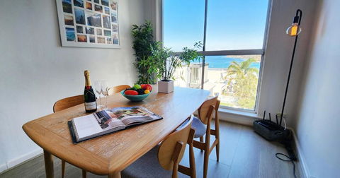 Relaxed Coastal Living With Fantastic Sea Views - Tweed Heads Accommodation 0
