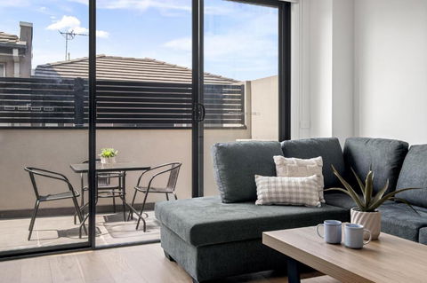 Relaxing Family Townhouse Near Melbournes CBD - Tweed Heads Accommodation 3