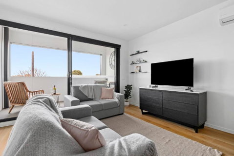 Retreat On Bellerine I 2BR Apartment I Geelong CBD - Tweed Heads Accommodation 0