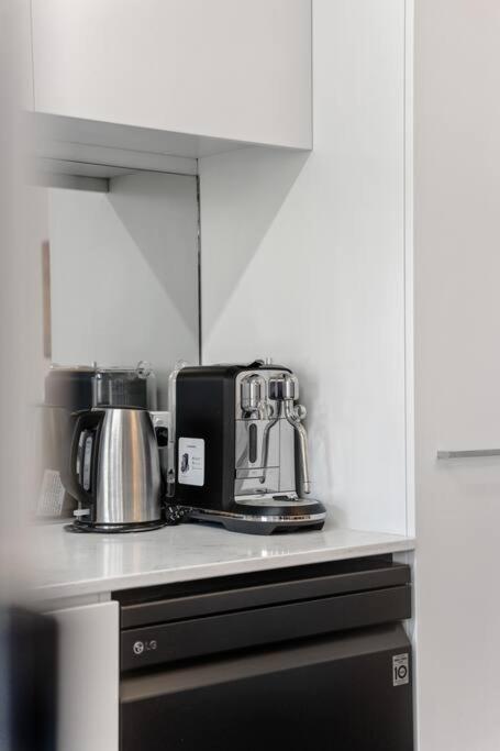 River Torrens Retreat - 2BR, Parking, Wi-Fi - Tweed Heads Accommodation 1