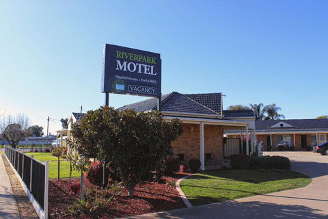 RiverPark Motel - Tweed Heads Accommodation 0