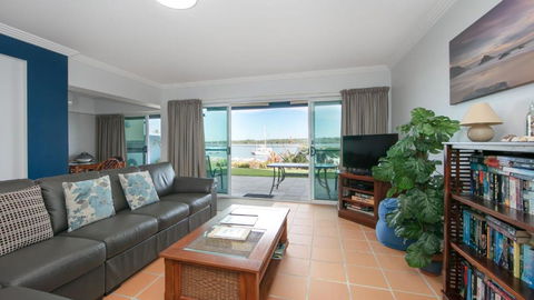 Riverview Apartment 2 Block 2 - Tweed Heads Accommodation 3