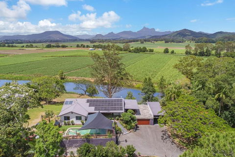 Riverview Homestead - Bring The Boat! - Tweed Heads Accommodation 0