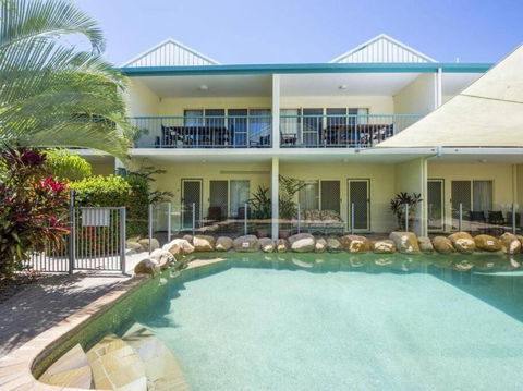 SAILS 9 Beachfront Getaway Horseshoe Bay - Tweed Heads Accommodation 0