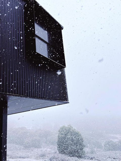 Roam Merrijig - Luxury Stay With Mountain Views - Foothills Of Mt Buller - Tweed Heads Accommodation 3