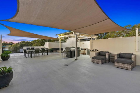 Rooftop Island Sunsets - Tweed Heads Accommodation 0