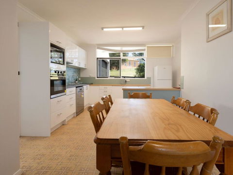 Rosella Perch - Tweed Heads Accommodation 1
