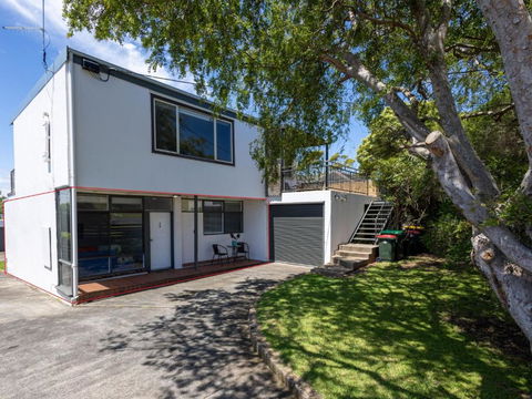 Rosella Perch - Tweed Heads Accommodation 3