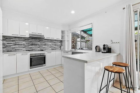 Rosella Rise! - Tweed Heads Accommodation 1