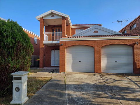 Rosie House-Spacious Comfortable Home - Tweed Heads Accommodation 0