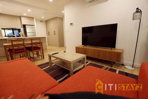 Ruby Red, 1Bd 1Bth Apt - Woden CBD - Tweed Heads Accommodation 3