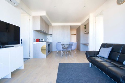 Rundle Retreat - 2BR Apartment With Stunning Views - Tweed Heads Accommodation 3