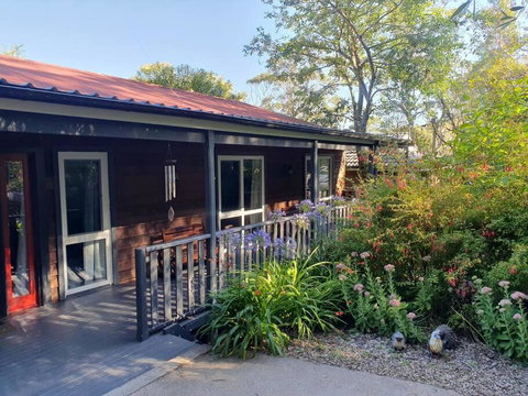 Rustic Queen Of Leura - Tweed Heads Accommodation 2