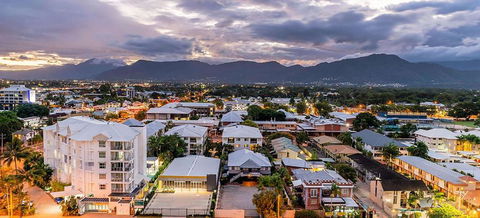 Rydges Esplanade Resort Cairns - Tweed Heads Accommodation 3
