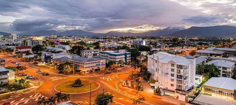 Rydges Esplanade Resort Cairns - Tweed Heads Accommodation 2