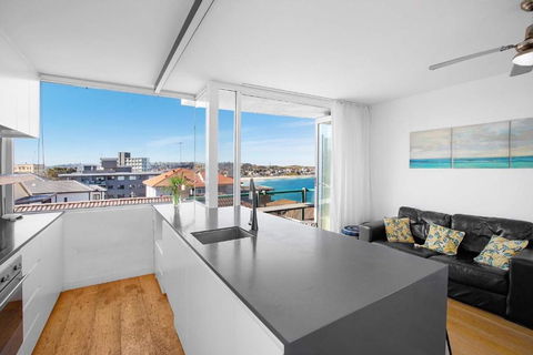 S16S - Bondi Vistas - Tweed Heads Accommodation 0