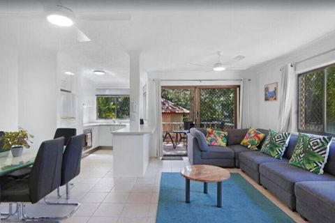 Salerno - Hosted By Burleigh Letting - Tweed Heads Accommodation 0