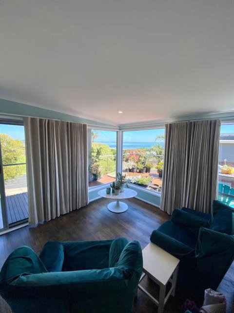 Salty Paws Dog Friendly Luxe Cottage - Tweed Heads Accommodation 0