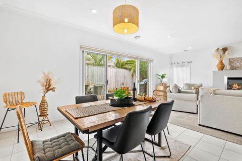 Salty Sage Beach House - Tweed Heads Accommodation 2