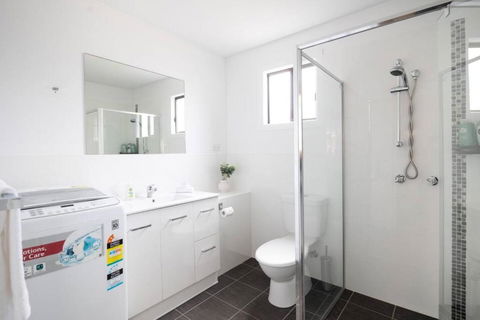 Salty Vibes - Tweed Heads Accommodation 2