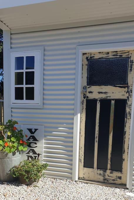 Samuels Cottage C1860 - In The Heart Of Mudgee - Tweed Heads Accommodation 2