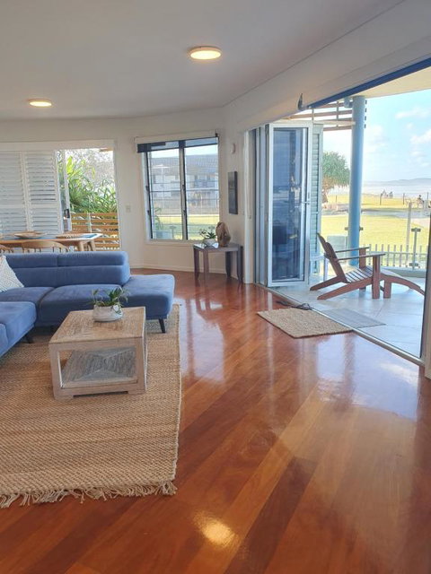 Sanbah-Surf, Views, Beach - Tweed Heads Accommodation 3