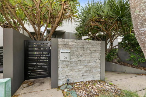 Sanctuary @ Sunshine - Tweed Heads Accommodation 1