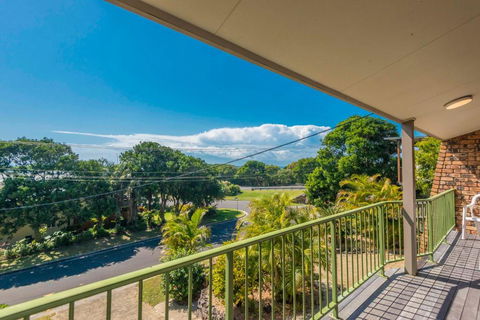 Sand Dunes - Tweed Heads Accommodation 3