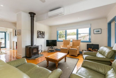 Sand Surf And Sunshine - Tweed Heads Accommodation 2